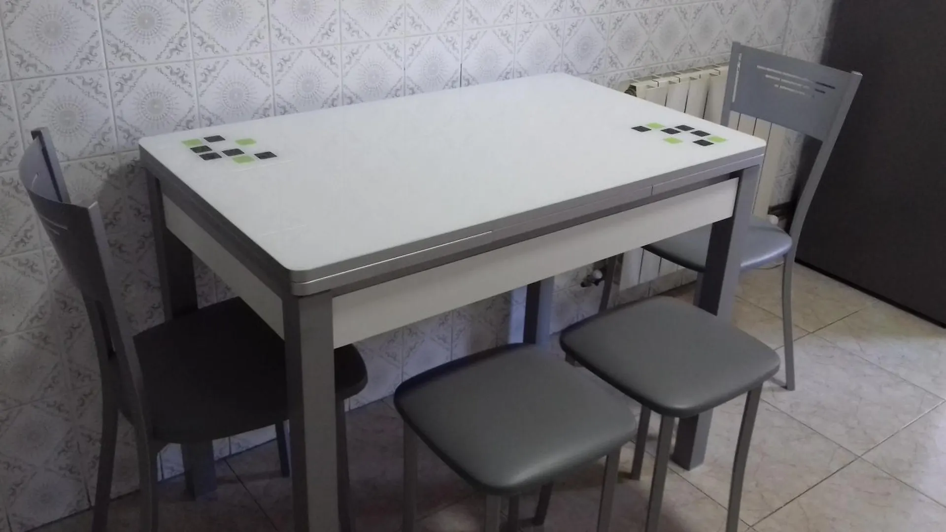 Apartamento Grande Con Posibilidad De Garage Con 2 Banos Y 2 Terrazas Bilbao